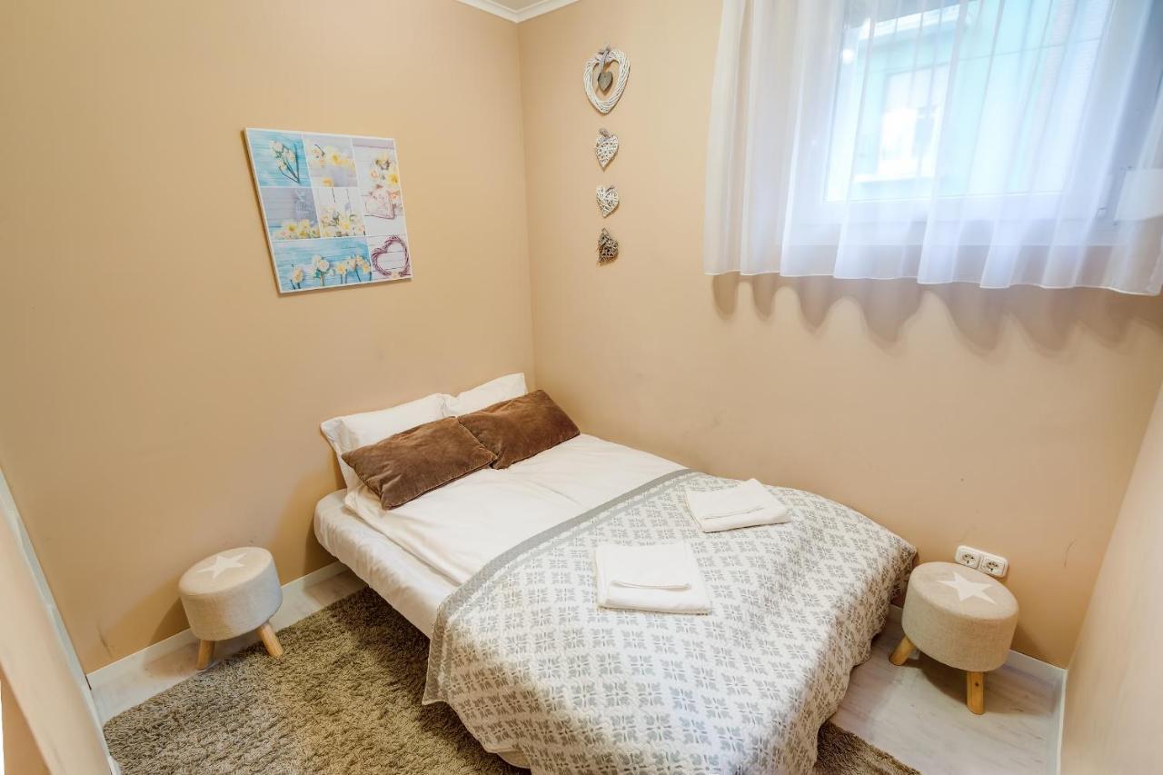 Apartament Victor Hugo Budapeszt Zewnętrze zdjęcie